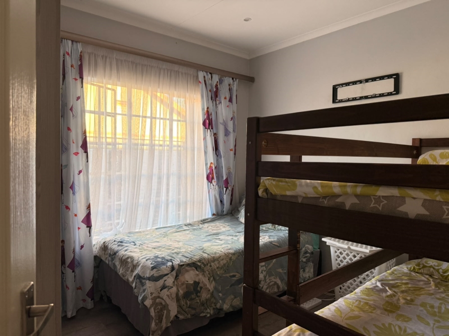 3 Bedroom Property for Sale in Waterkloof East North West